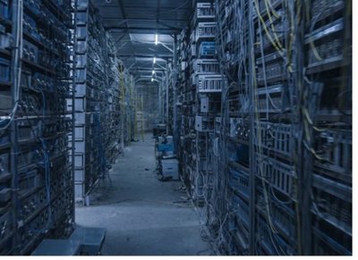 Mining farm utilizing sustainable practices